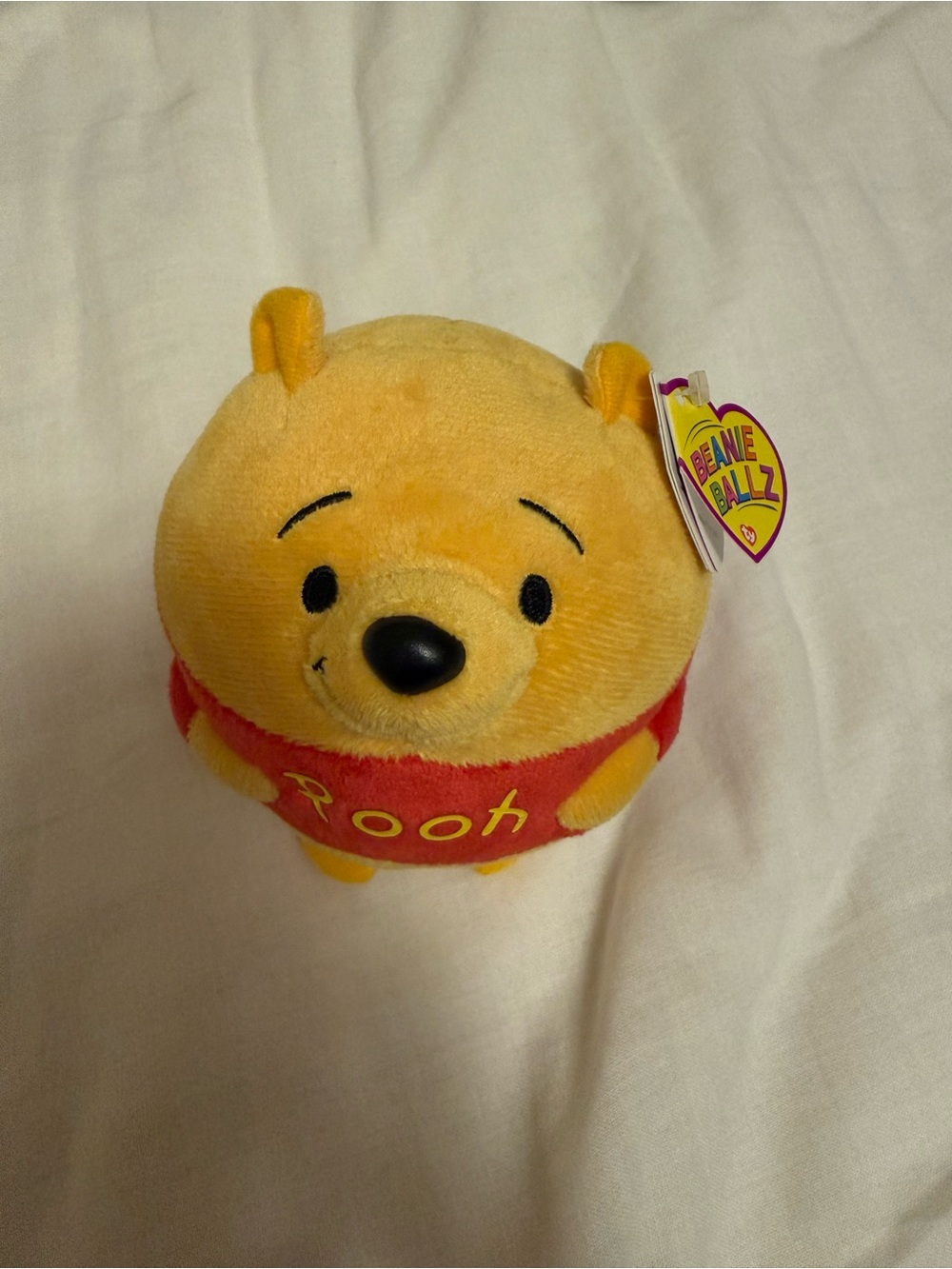 WITH TAG Winnie the Pooh TY Beanie Ballz